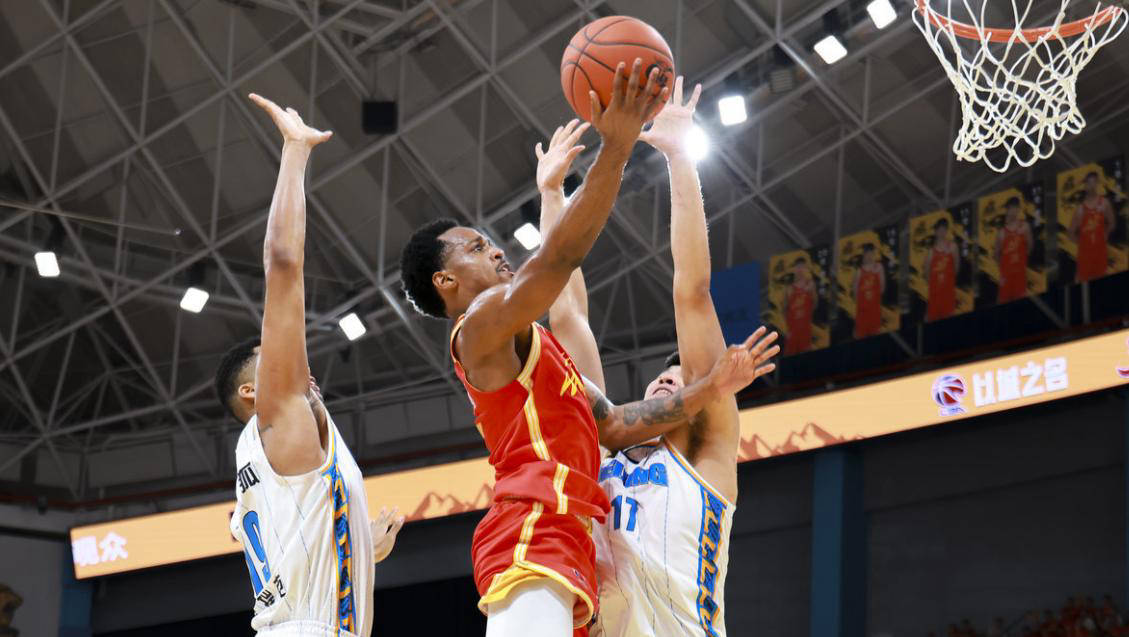 关于广厦队防守失误,主场遭遇山东队逆转痛失胜利的信息 关于广厦队防守失误,主场遭遇山东队逆转痛失胜利的信息