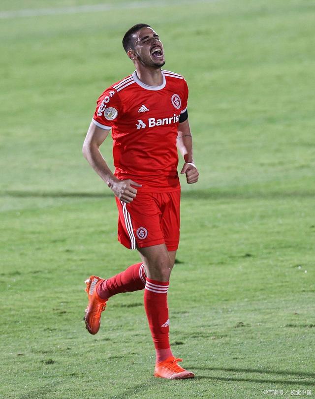 关于伯明翰城签下新后卫以强化防线的信息 关于伯明翰城签下新后卫以强化防线的信息