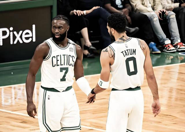 凯尔特人主场失利,联盟头号球队遭遇阻击的简单介绍 凯尔特人主场失利,联盟头号球队遭遇阻击的简单介绍