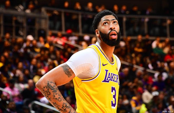 关于老鹰球员表现低迷,球队自信心受重挫的信息 关于老鹰球员表现低迷,球队自信心受重挫的信息