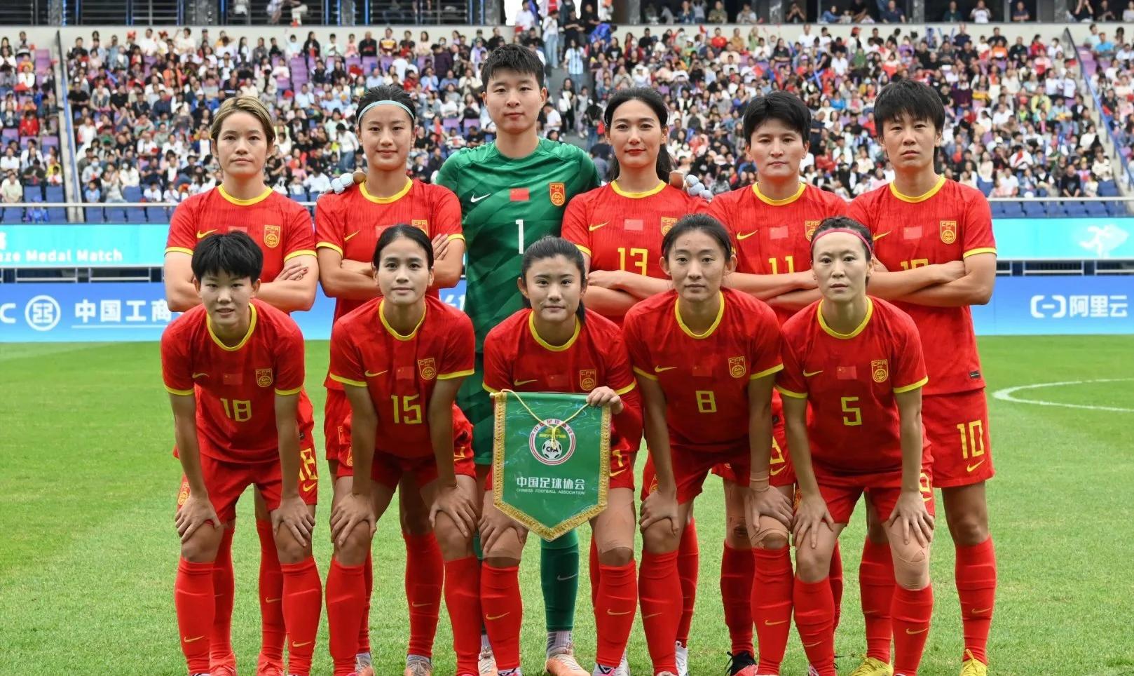 关于体育界焦点:女子足球联赛纷纷开战的信息 关于体育界焦点:女子足球联赛纷纷开战的信息