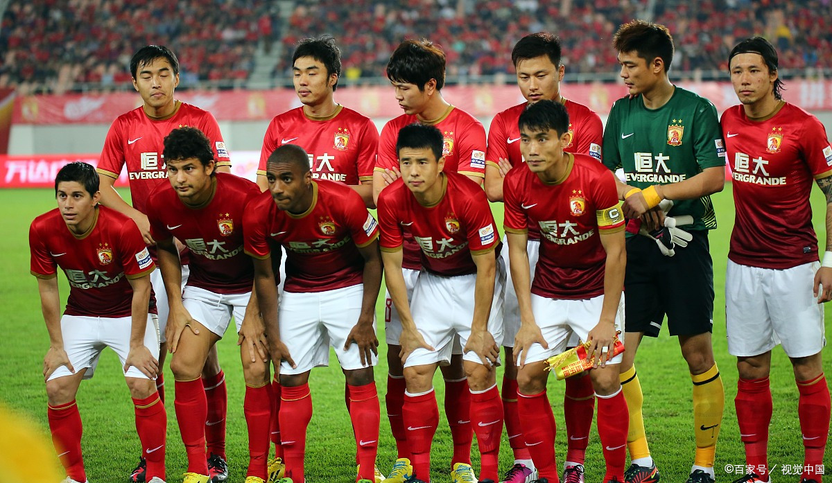 武汉卓尔对阵广州恒大，决胜时刻