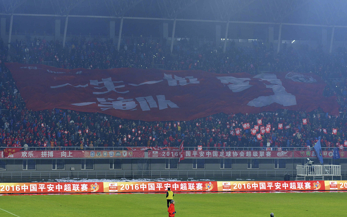 国足赛场霸气，斩获胜利一路走高