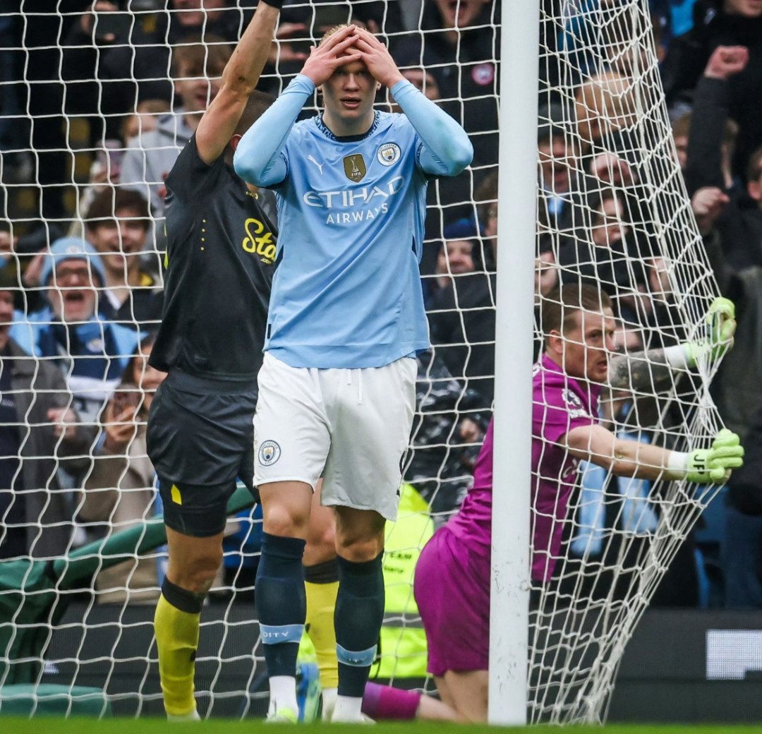 曼城客场不敌阿贾克斯,遭受打击 曼城客场不敌阿贾克斯,遭受打击