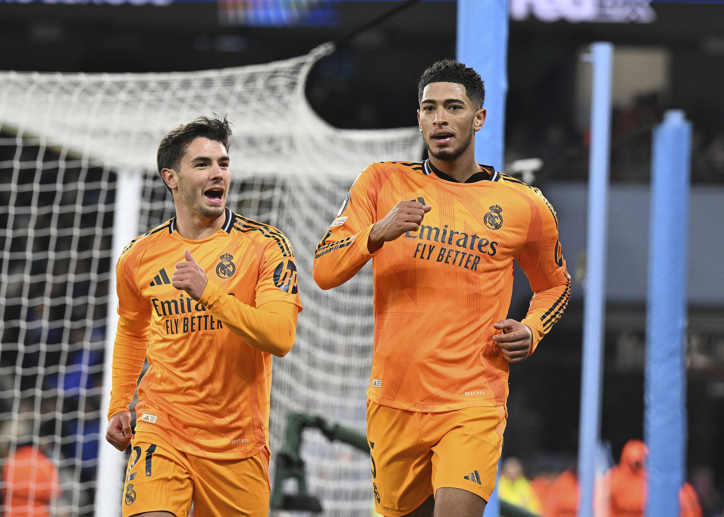 皇马全胜,锁定欧冠决赛席位! 皇马全胜,锁定欧冠决赛席位!