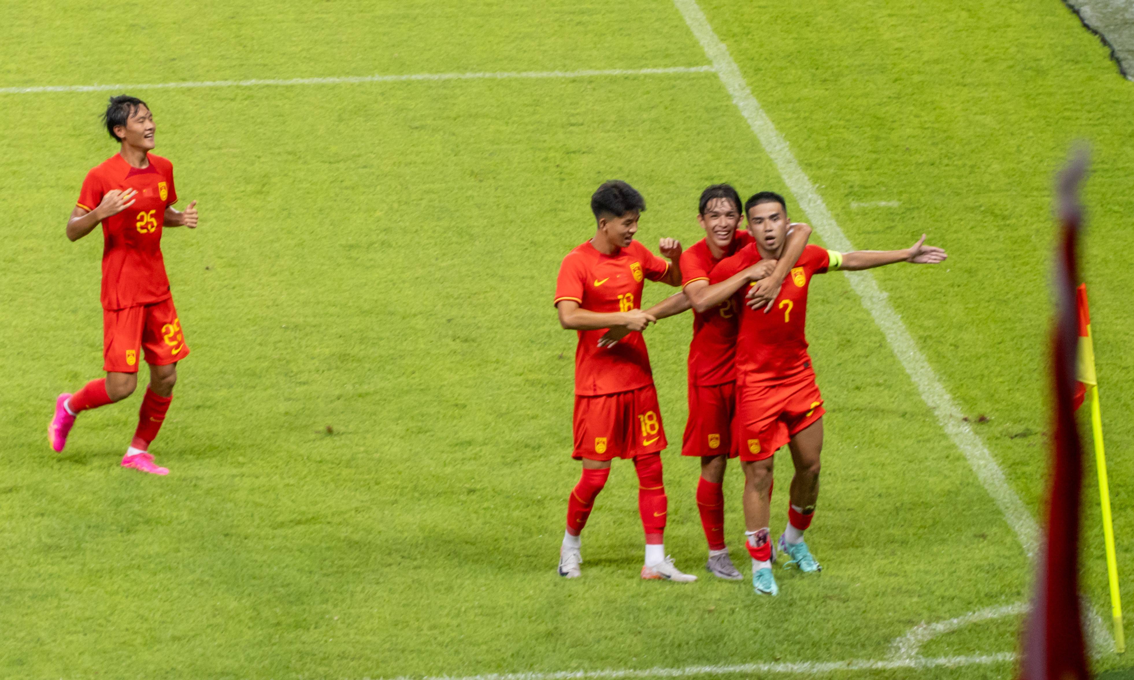 战胜困难,国内足球队展示出色比赛实力 战胜困难,国内足球队展示出色比赛实力