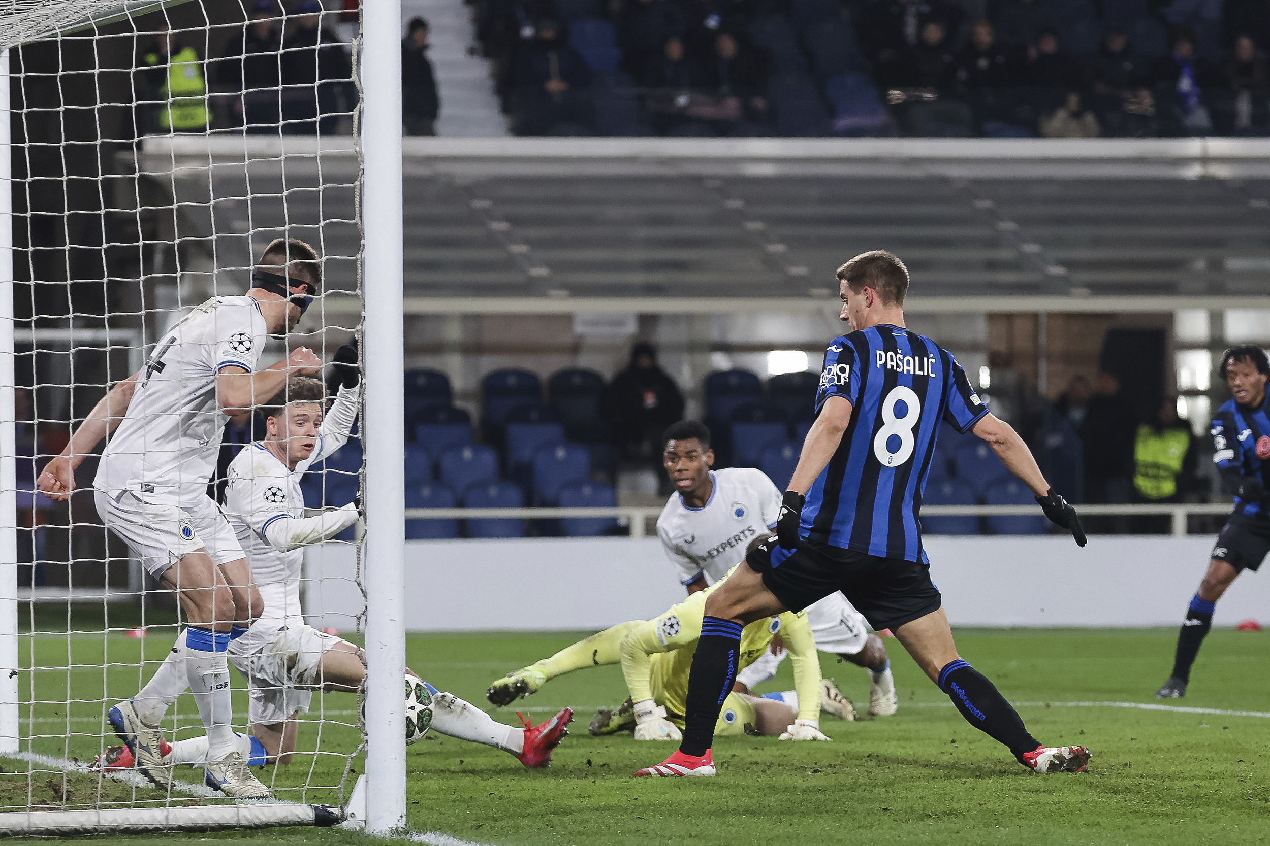 包含亚特兰大取得连胜,冲进联赛前四的词条 包含亚特兰大取得连胜,冲进联赛前四的词条