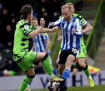 纽波特对阵谢周三：胜负难分