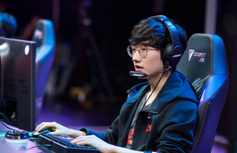 TL碾压FNC,Peanut拿下关键大龙宿命之战半决赛,成为赛场最大亮点的简单介绍 TL碾压FNC,Peanut拿下关键大龙宿命之战半决赛,成为赛场最大亮点的简单介绍