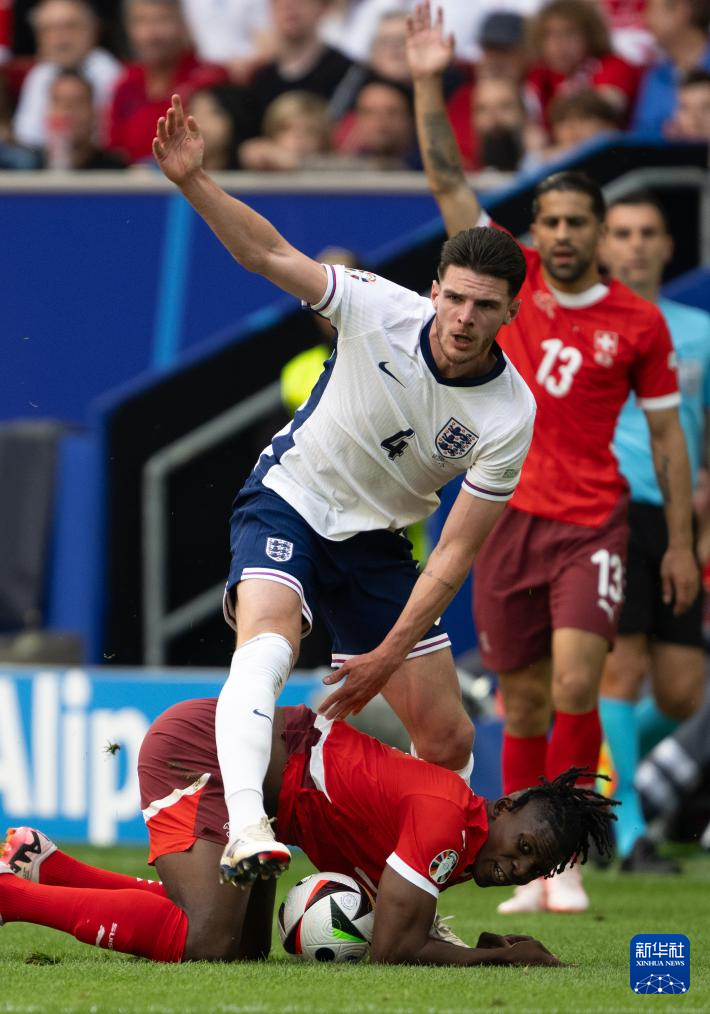 英格兰队晋级下一轮实力备受看好 英格兰队晋级下一轮实力备受看好