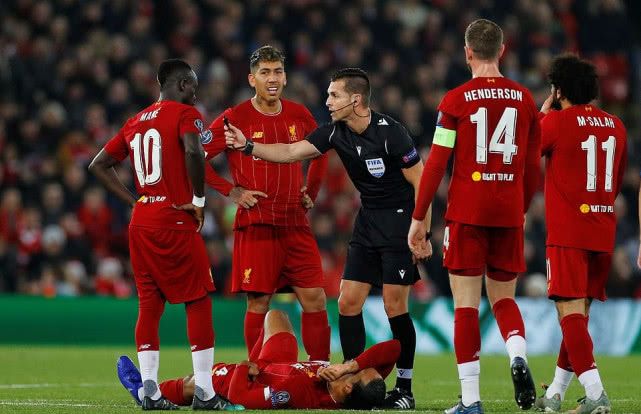 PG中国官网-包含丹麦轻取那不勒斯，范戴克刷新纪录的词条