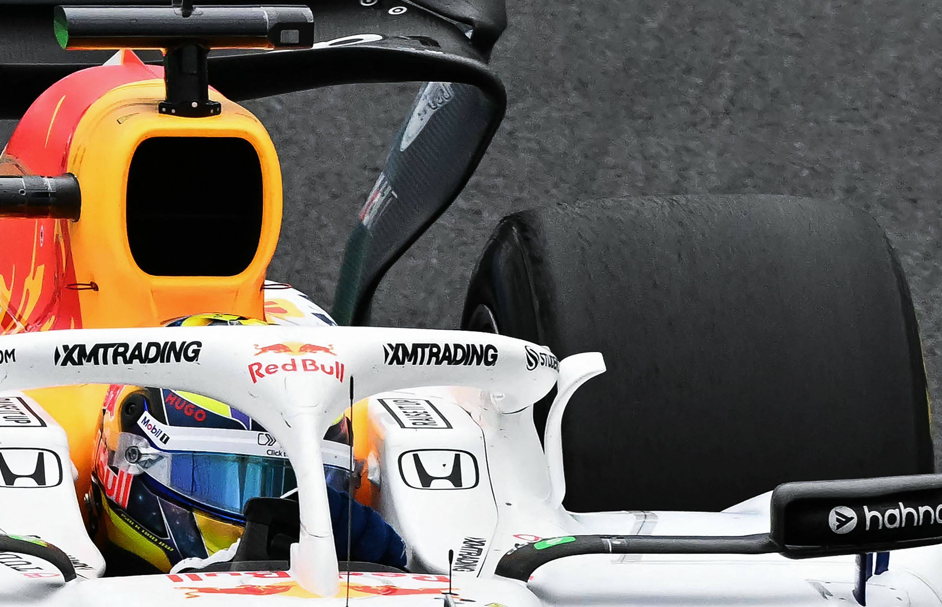 红牛二队绝杀迈凯伦,皮亚斯特里点燃赛场的简单介绍 红牛二队绝杀迈凯伦,皮亚斯特里点燃赛场的简单介绍