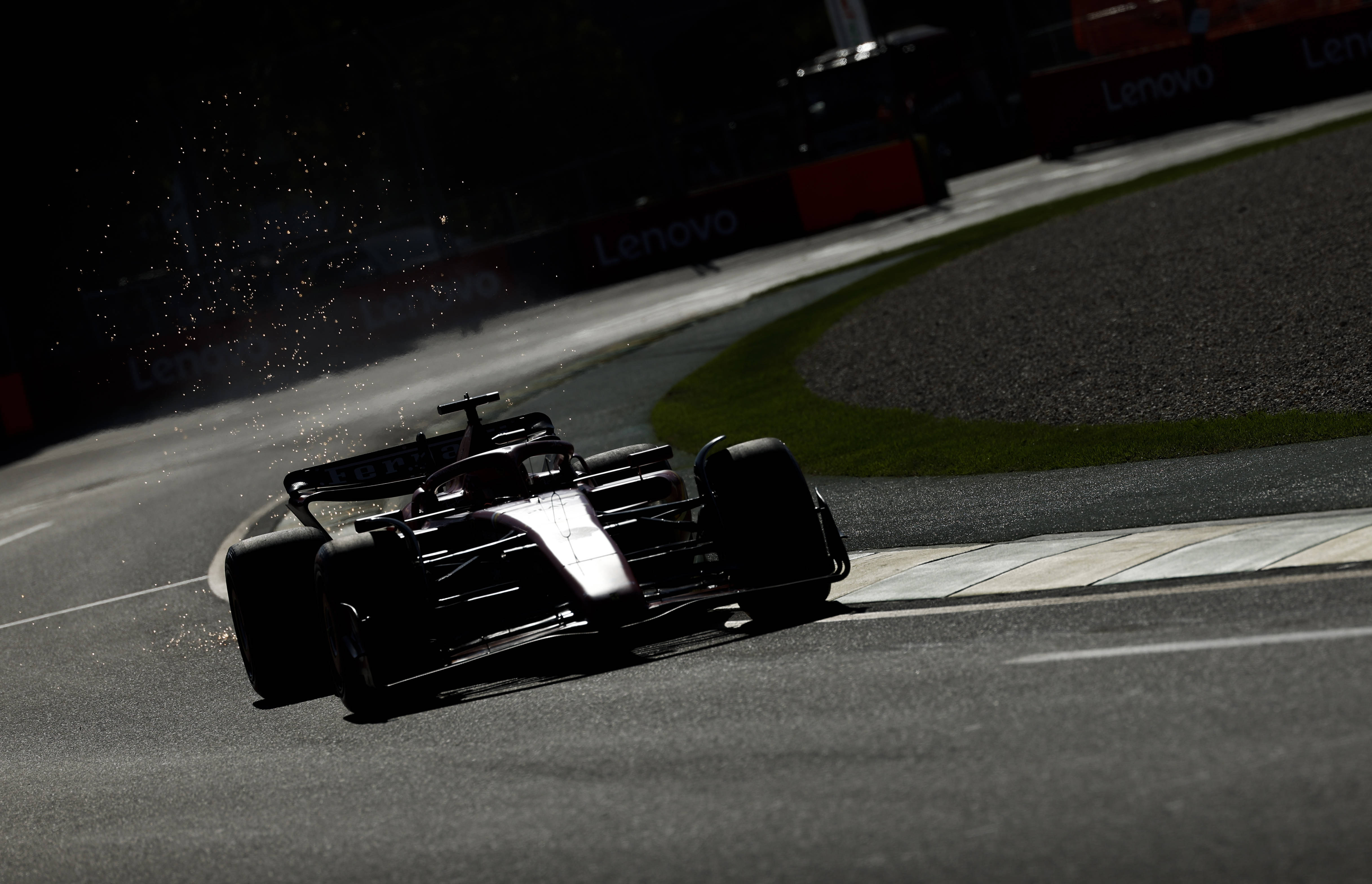 雷诺车队绝杀威廉姆斯,佩雷兹惊艳四座的简单介绍 雷诺车队绝杀威廉姆斯,佩雷兹惊艳四座的简单介绍