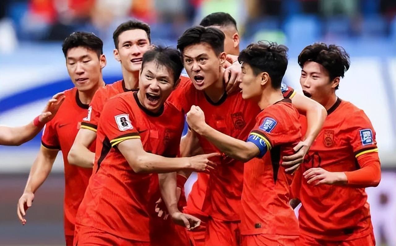 印尼队完胜丹麦队，李梓嘉关键制胜