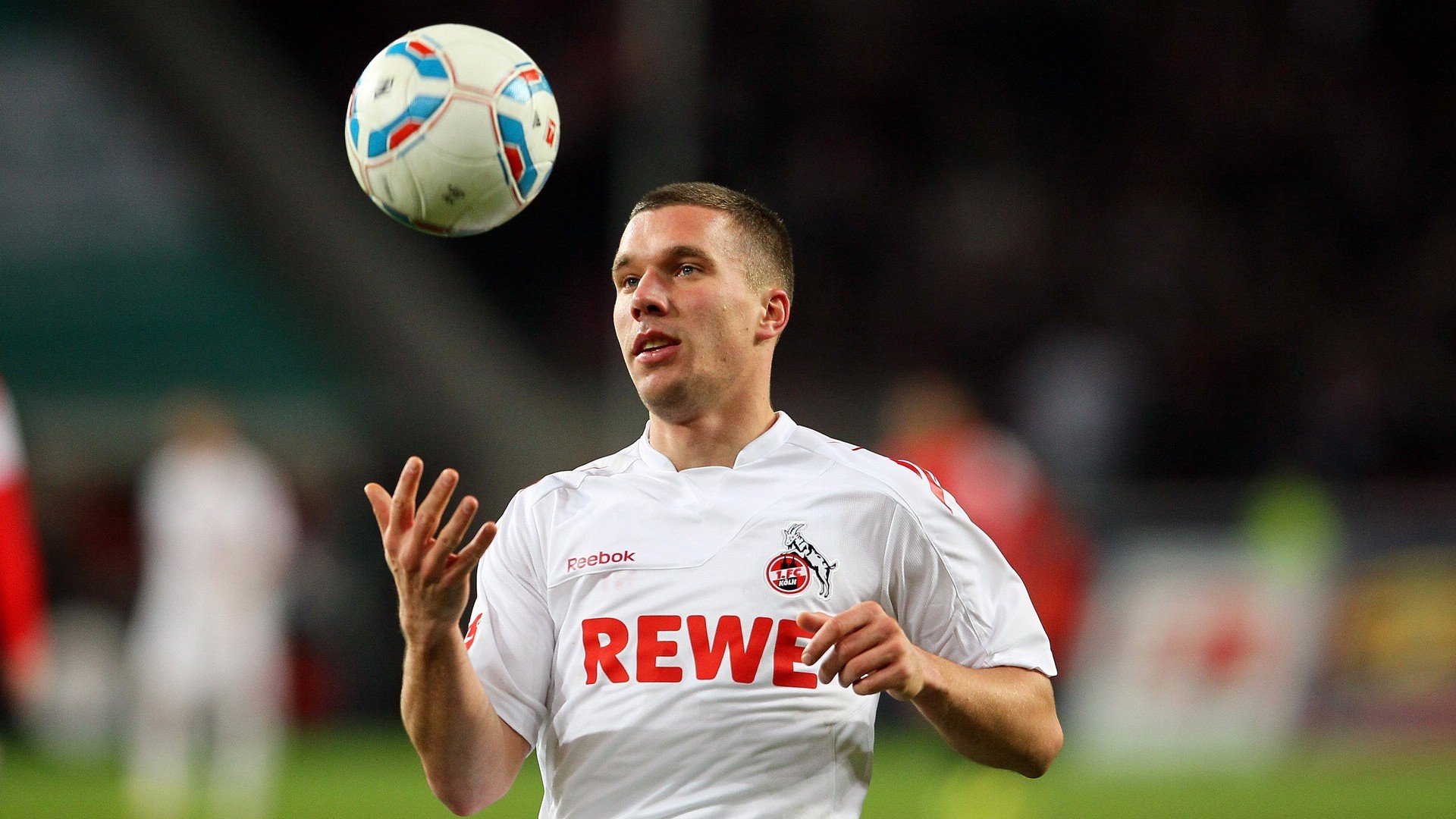 末日黄昏，诸神隐退—唯有伊布，用一粒生死球为美国开辟未来