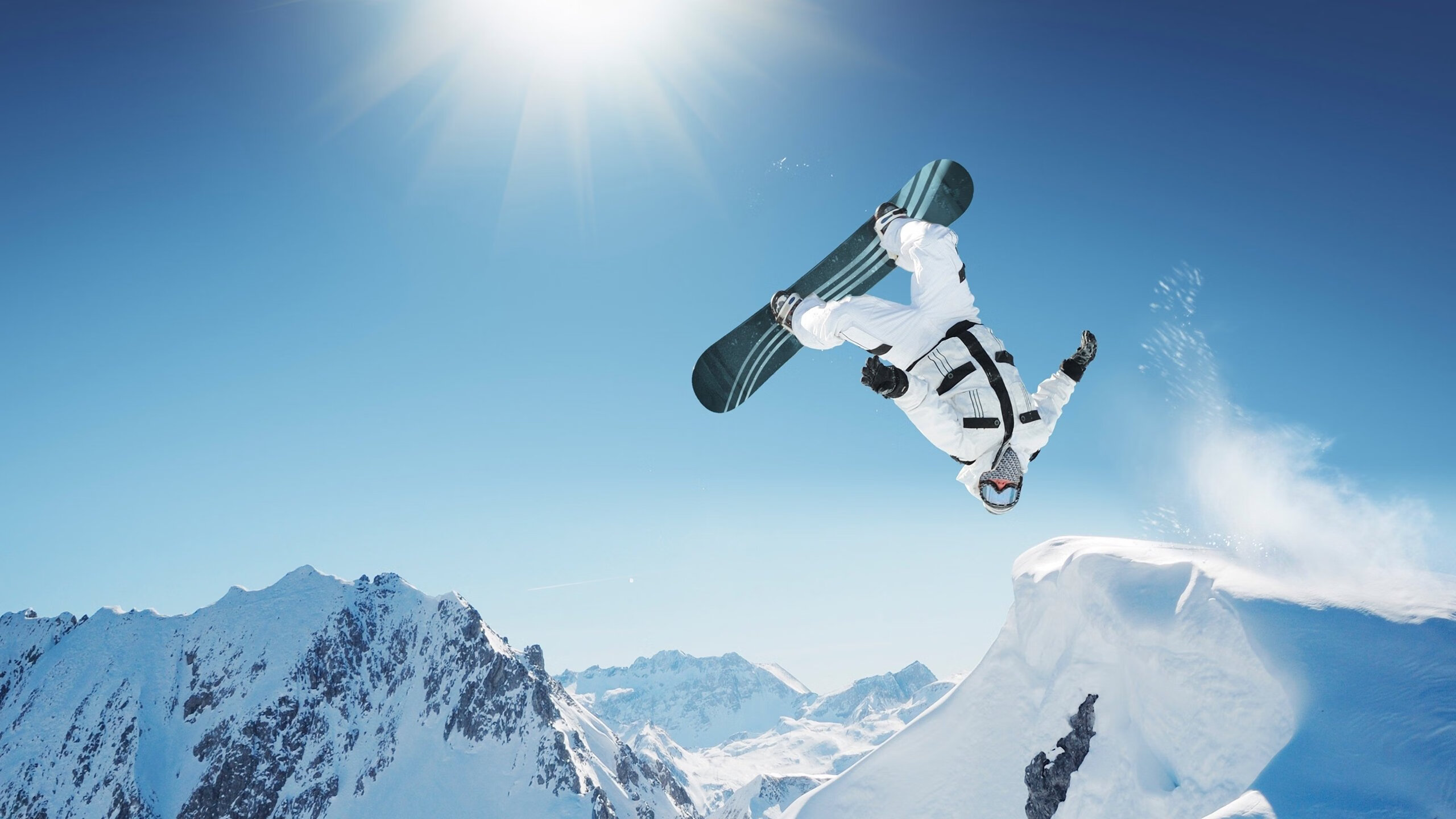 绝境逆转！上海国王擎天柱，王哲林只手扛起全队翻盘江苏